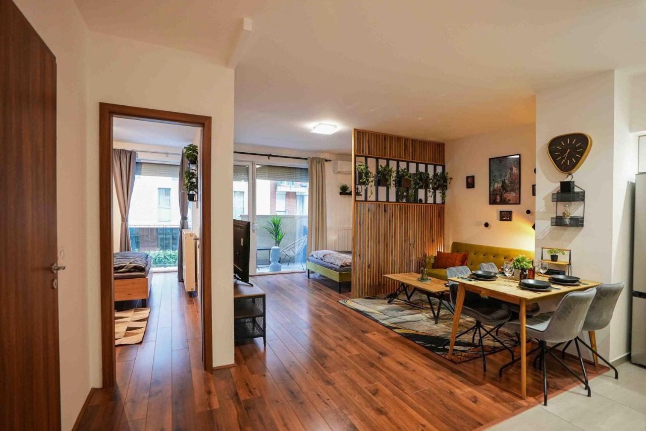 Danube Family Premium Apartment Budapeste Exterior foto