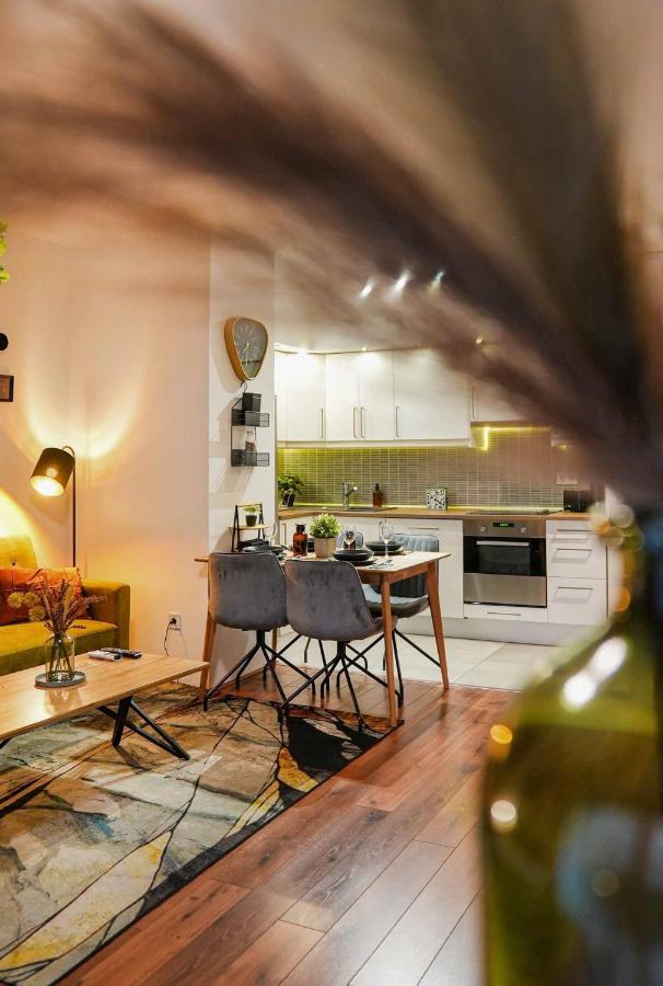 Danube Family Premium Apartment Budapeste Exterior foto